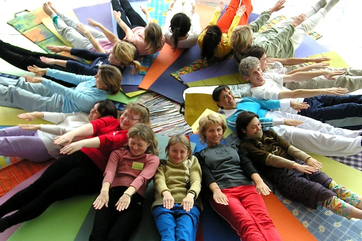 Yoga for Kids and Teens: Being healthy With Fun