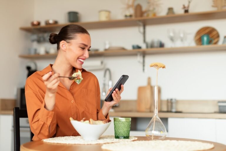 Eating in Silence: A Forgotten Yogic Practice