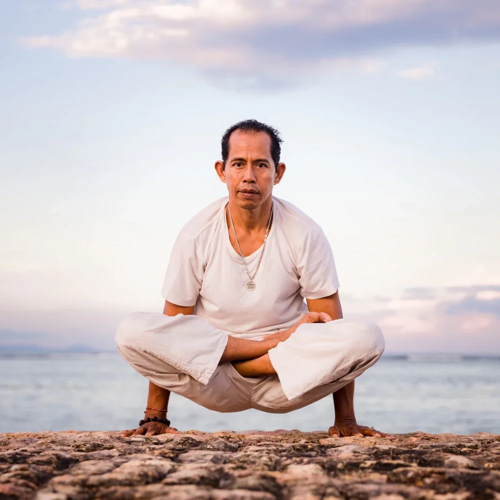 Yoga Teacher Yansa Ji